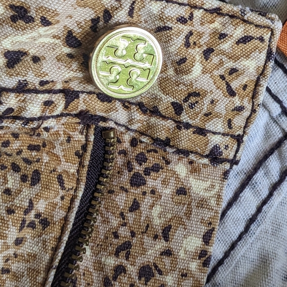 TORY BURCH SUPER SKINNY BROWN SNAKE PRINT JEANS SIZE 29 - Picture 15 of 16